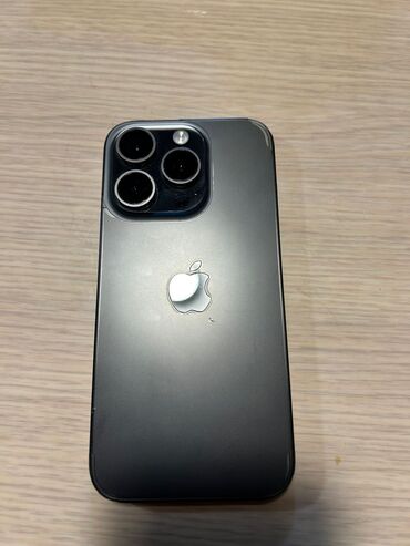 mi̇ 10 t: IPhone 15 Pro, 256 GB, Black Titanium, Zəmanət, Barmaq izi, Simsiz şarj