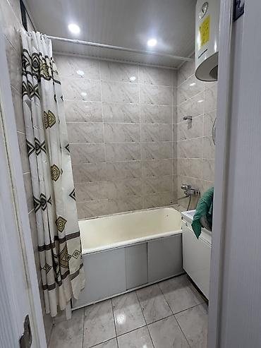 квартира в юг 2: 3 комнаты, 64 м², Юг-2 мкр 106 серия, 9 этаж — 7