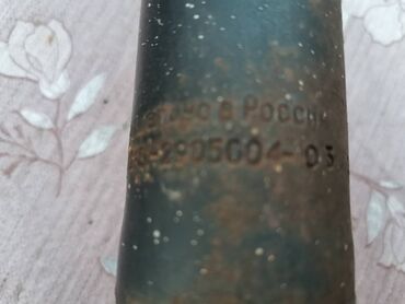 Auto delovi: Prednji amortizer Lada 7 Riva br.3. Polovno, kao novo. Malo bilo na — 7