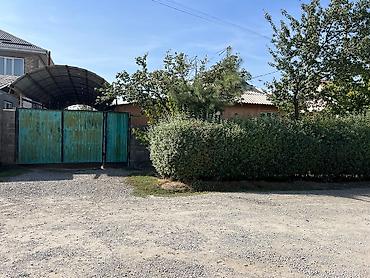 Sale of cottages and houses: Продается Дом * ﻿﻿Адрес: ж/м Кара Жыгач * ﻿﻿Площадь: 100км2 — 1