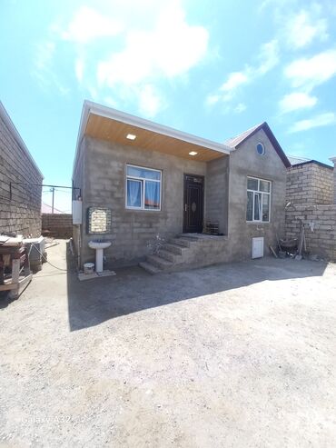 Həyət evləri və villaların satışı: Buzovna 3 otaqlı, 100 kv. m, Kredit var, Yeni təmirli