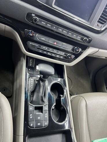 Kia: Kia Carnival: 2018 г., 2.2 л, Автомат, Дизель, Минивэн — 8