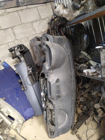 Другие автозапчасти: Запчасти на спринтер б/у привозной — 3