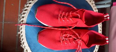 Sneakers & Athletic shoes: 39, color - Red