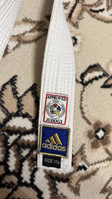 Спортивная форма: Кимоно для дзюдо Adidas, синее. Комплектация: - куртка (ги) с — 3
