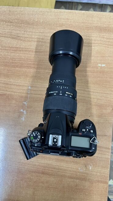 işlənmiş lazer: Nikon D7000 rəqəmsal güzgülü fotoaparat. Fotoaparat Sigma 150-500mm