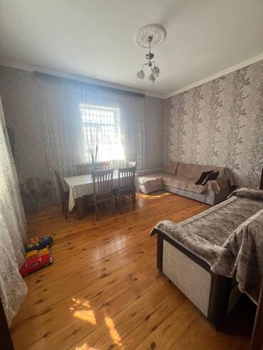 Həyət evləri və villaların satışı: Qaraçuxur qəs. 7 otaqlı, 145 kv. m, Yeni təmirli -da lalafo.az — 10 Həyət evləri və villaların satışı: Qaraçuxur qəs. 7 otaqlı, 145 kv. m, Yeni təmirli — 10