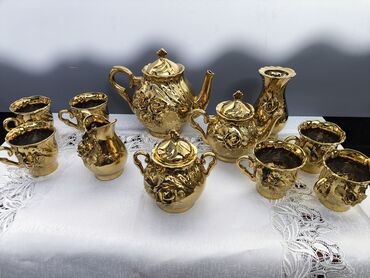 Вазы: ЧАЙНЫЙ СЕРВИЗ,,ЗОЛОТАЯ РОЗА,