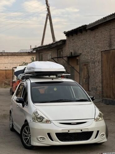 срочно продать машину: Honda Fit: 2002 г., 1.3 л, Автоматические, Бензин, Хэтчбэк