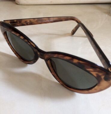 Eynəklər: Gün eynəyi, İşlənmiş -da lalafo.az — 8 Eynəklər: Gün eynəyi, İşlənmiş — 8