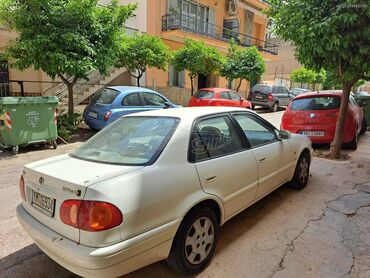 Toyota: Toyota Corolla: 1.4 l. | 2001 έ. Λιμουζίνα — 2