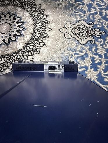 mono: Soundcraft EFX8 analoq miks pultu - 8 mono mikrofon/giriş kanalı + 2 — 3