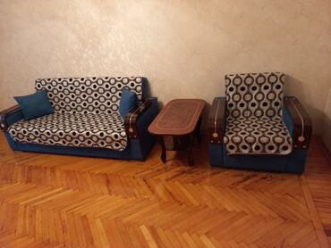 Uzunmüddətli kirayə mənzillər: Neftçilər Məlhəm Hospitalın yanı. kohnə tikili 5 mərtəbənin 2-ci — 3