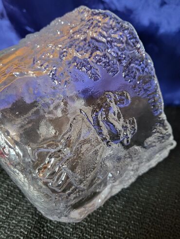 Činije: Cinija nova Kosta Boda,Kjell Engman rucni rad 70te. Cinija — 10