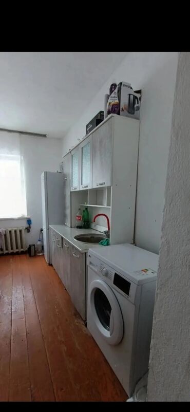 дом по трассе: 60 м², 3 комнаты, Парковка, Забор, огорожен