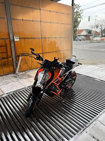 Мотоциклы: KTM Duke 390 — городской нейкед с ярким характером и фирменной — 4
