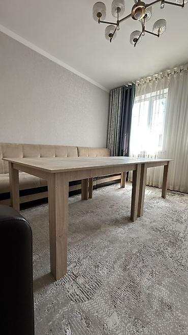 зеркало настольные: Продаю 2 новых стола Размер каждого: 125 и 110см длина, высота 75 см — 2