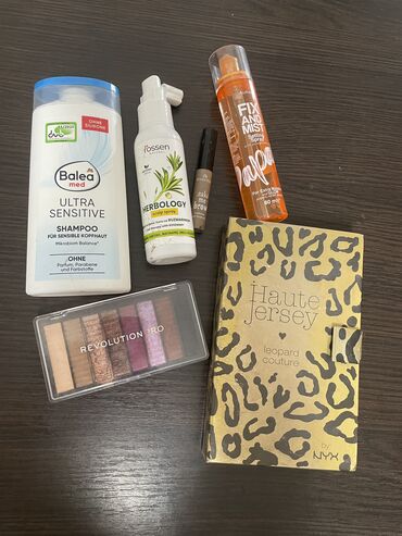 din su: Set za sminkanje i kosu. Nyx paleta senki, rumenila, bronzera i