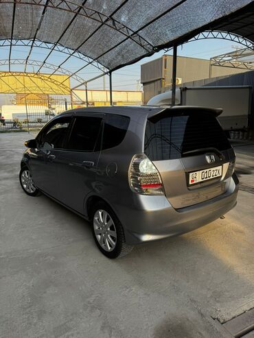 шины на внедорожник: Honda Jazz: 2007 г., 1.4 л, Автомат, Бензин, Хэтчбэк