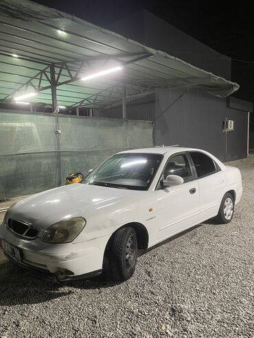 скутеры новые: Daewoo Nubira: 2000 г., 1.5 л, Механика, Бензин, Седан