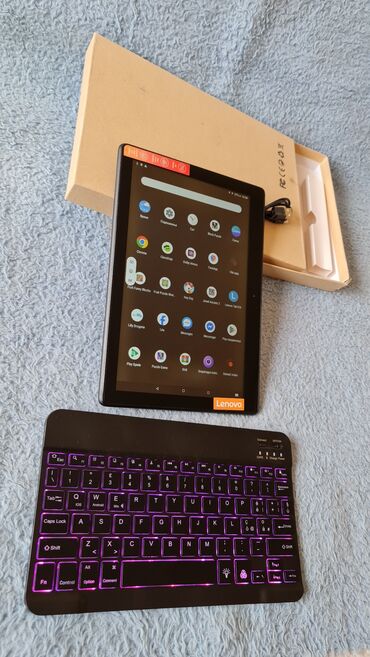 Tableti: Lenovo Tab E10 + bežična tastatura (set) - Tablet: Lenovo Tab E10 — 10