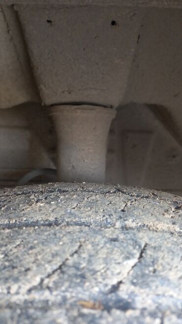 Легкий грузовой транспорт: Легкий грузовик, Б/у — 3