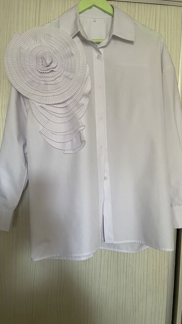 пальто женское бишкек цена: Блузка, Классикалык модель, Пахта, Solid print