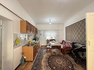 Продажа коттеджей и домов: 4 комнаты, 200 м², 8 соток, Бишкек, Собственник — 19