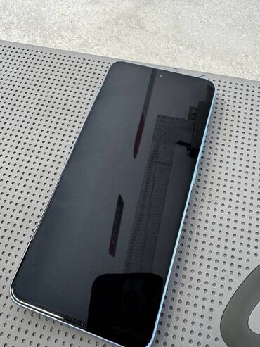 12 kabrolari: Xiaomi 13T Pro, 512 GB