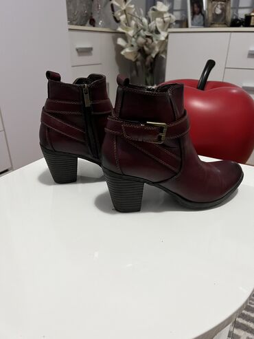 ugg cizme novi sad: Bordo zenske cizme br 39