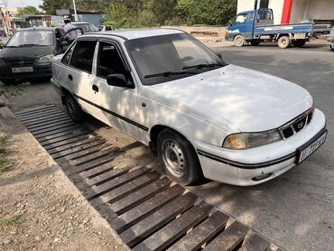дайва: Daewoo Nexia: 2007 г., 1.5 л, Механика, Бензин, Седан