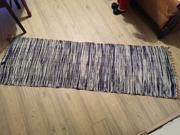 bp lov i ribolov lazarevac: Nekorišćena veoma stara krpara ručni rad.
Dimenzija 203x64 cm