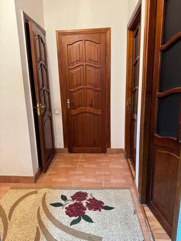 Uzunmüddətli kirayə mənzillər: 8 noyabr metrosu papanin körpüsünün yaxınlığında yeni tikili binanın — 19