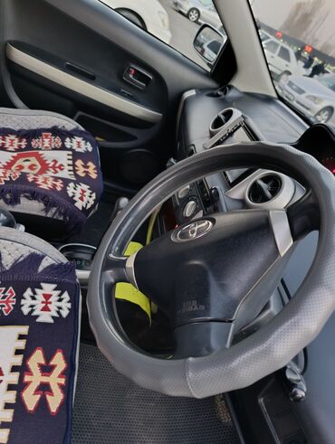 купить машину за 5000 долларов: Toyota ist: 2003 г., 1.5 л, Автомат, Бензин