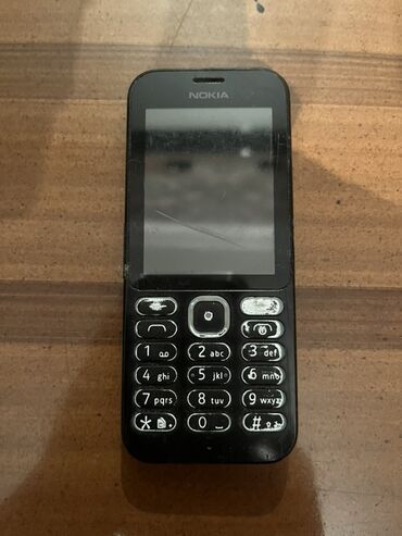 Apple iPhone: Nokia 105 4G, цвет - Черный, Кнопочный