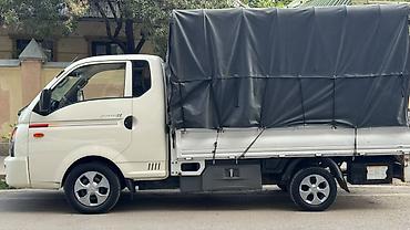 коневозка аренда: Сдаю бортовой грузовик Hyundai Porter, Почасово — 1