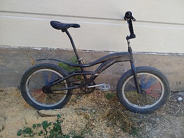 12 20: BMX-велосипед с 20-дюймовыми колёсами. Особенности: - Прочная — 1
