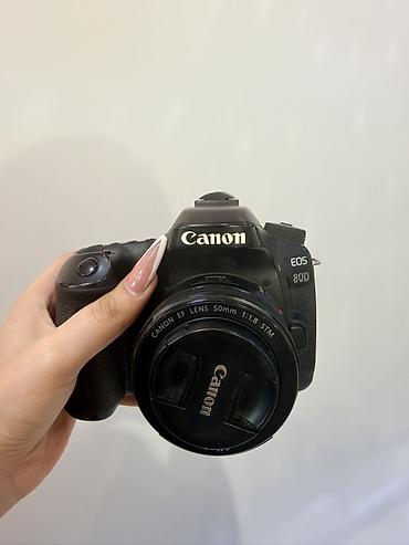 canon mf: Canon EOS 80D DSLR fotoaparat + Canon EF 50mm f/1.8 STM obyektiv — 5