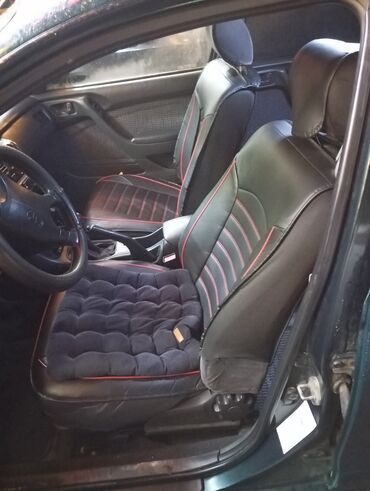 машины на обмен: Toyota Carina: 1995 г., 1.6 л, Механика, Бензин, Седан