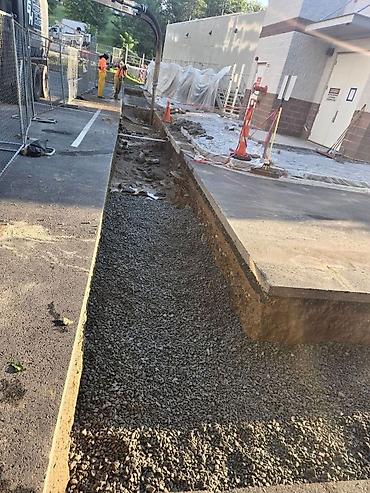Beton işləri: Salamlar.Azərbaycanin istənilən bölgəsində beton kəsmə beton deşmə — 25