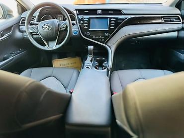 тирактир 80: Toyota Camry: 2020 г., 2.5 л, Вариатор, Гибрид, Седан — 6
