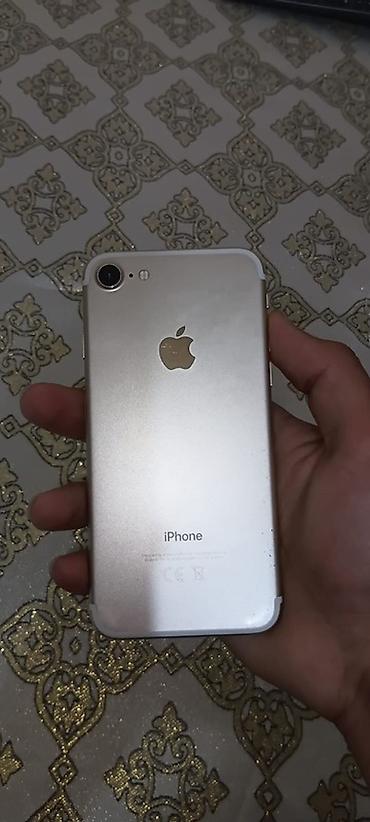iphone 2 el: IPhone 7, 32 GB, Qızılı, Barmaq izi — 2