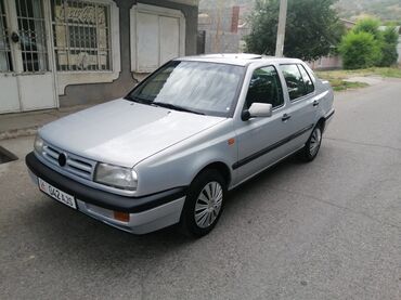 Volkswagen: Volkswagen Vento: 1994 г., 1.8 л, Автомат, Бензин, Седан