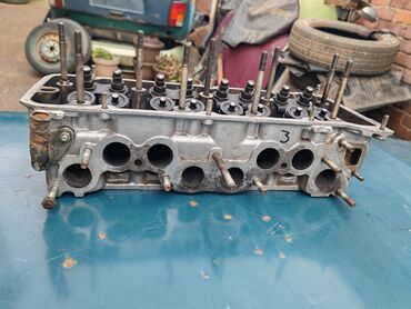 Auto delovi: Glava motora Lada 2105, Lada 2107 Riva, Lada 2104 Karavan motor 1300 — 8