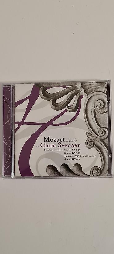 Kasete, CD i DVD: ★ Na prodaju kolekcija od komplet 5 kompakt diskova "Mozart por Clara — 4