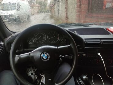 меняю доплатой мне: BMW 5 series: 1992 г., 2.5 л, Механика, Бензин, Седан