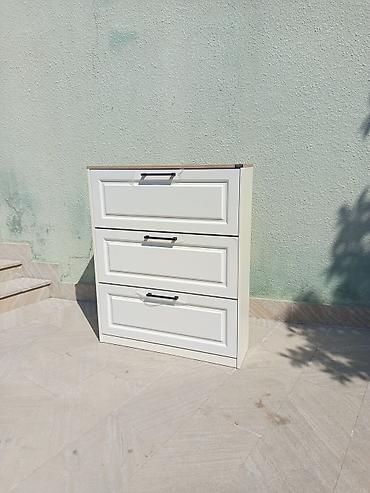 tabletka stullar: Yeni, 3 qapılı, Ağ, Ayaqqabı dolabı — 1