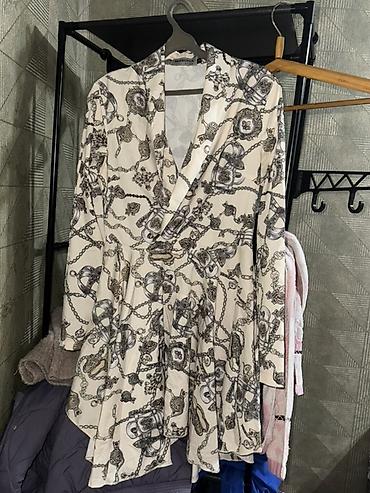 Брючные костюмы: Женская одежда — подборка вещей 1) Серое пальто- из плотной шерстяной — 4