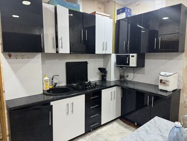 кухонный гарнитур с мойкой: Продаю кухонный гарнитур с вытяжкой и плитой и раковиной