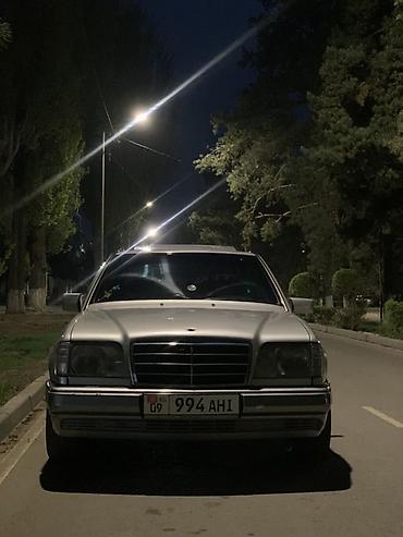 кабан 500: Mercedes-Benz W124: 1994 г., Седан — 7
